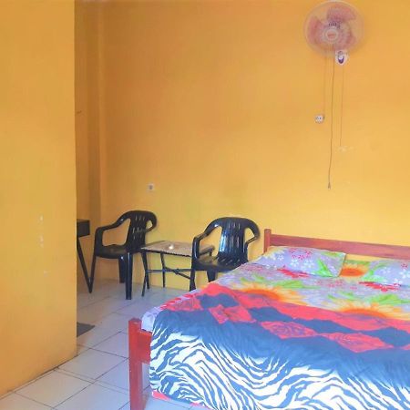 Spot On 2969 Hotel Citra Ayu Labuhan Exterior foto